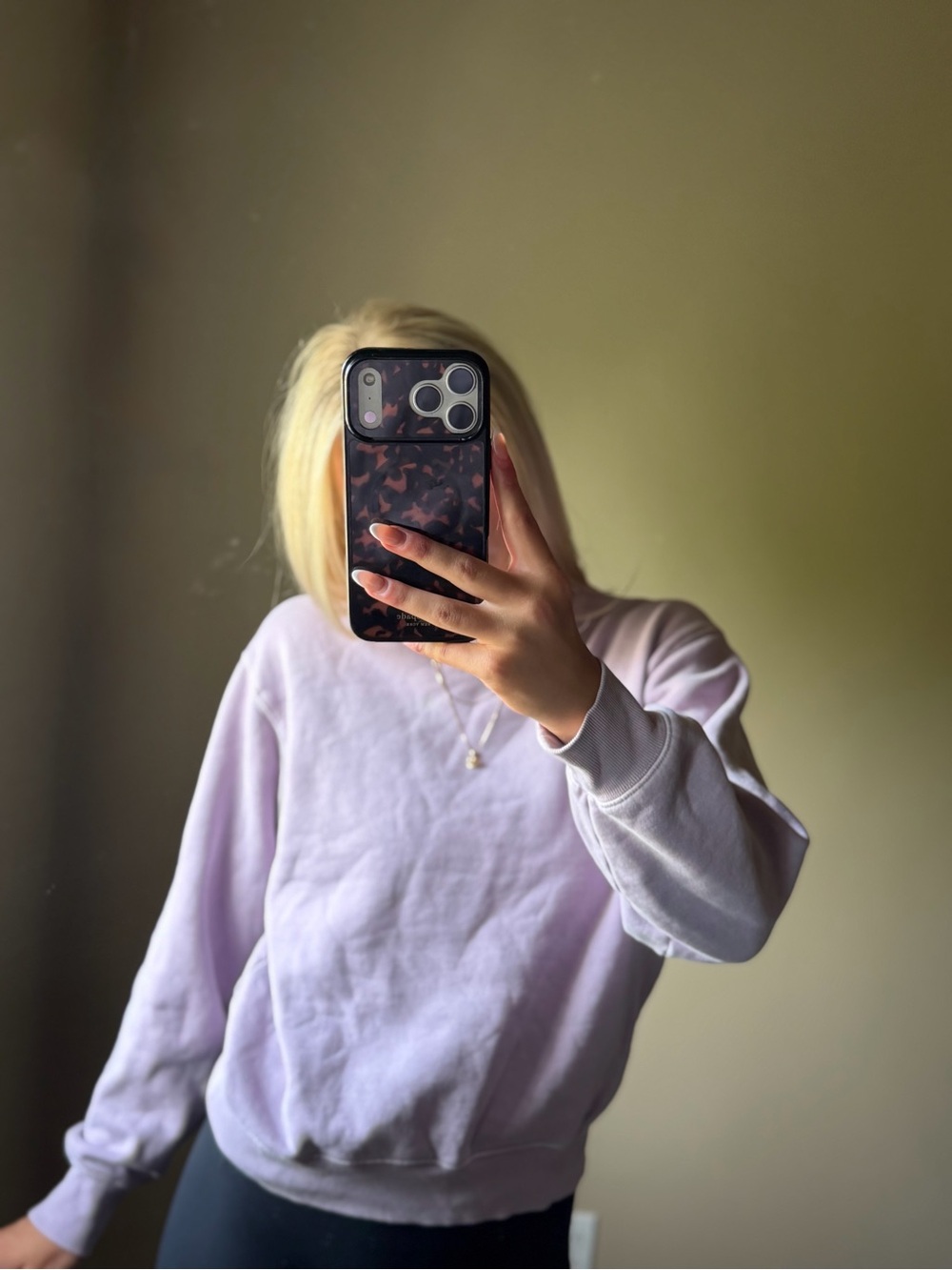 TNA Aritzia Crewneck Sweatshirt - Light Lavender